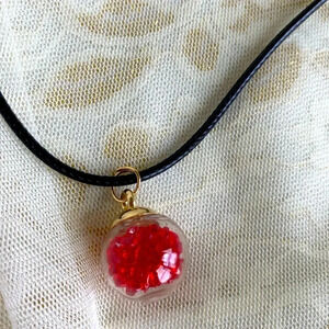 Girls/Kids Novelty Pink Glass Ball Pendant Necklace
